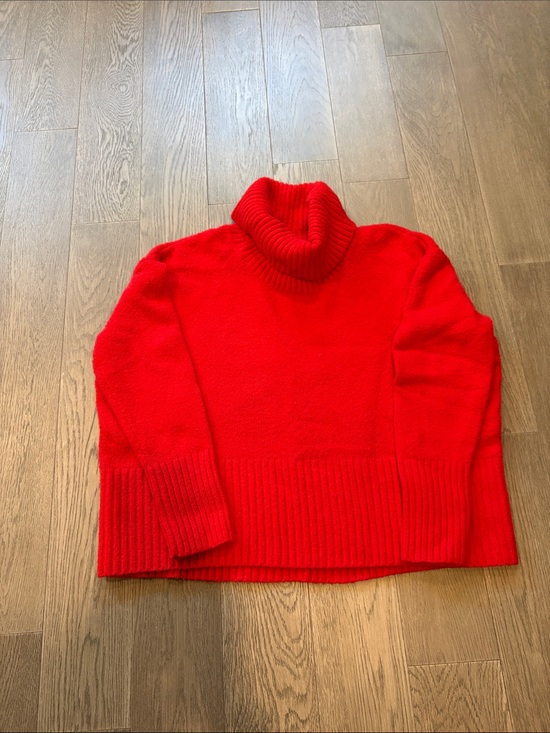 Rachel Zoe Sweaters - Rachel Zoe Bright Red Turtleneck Sweater